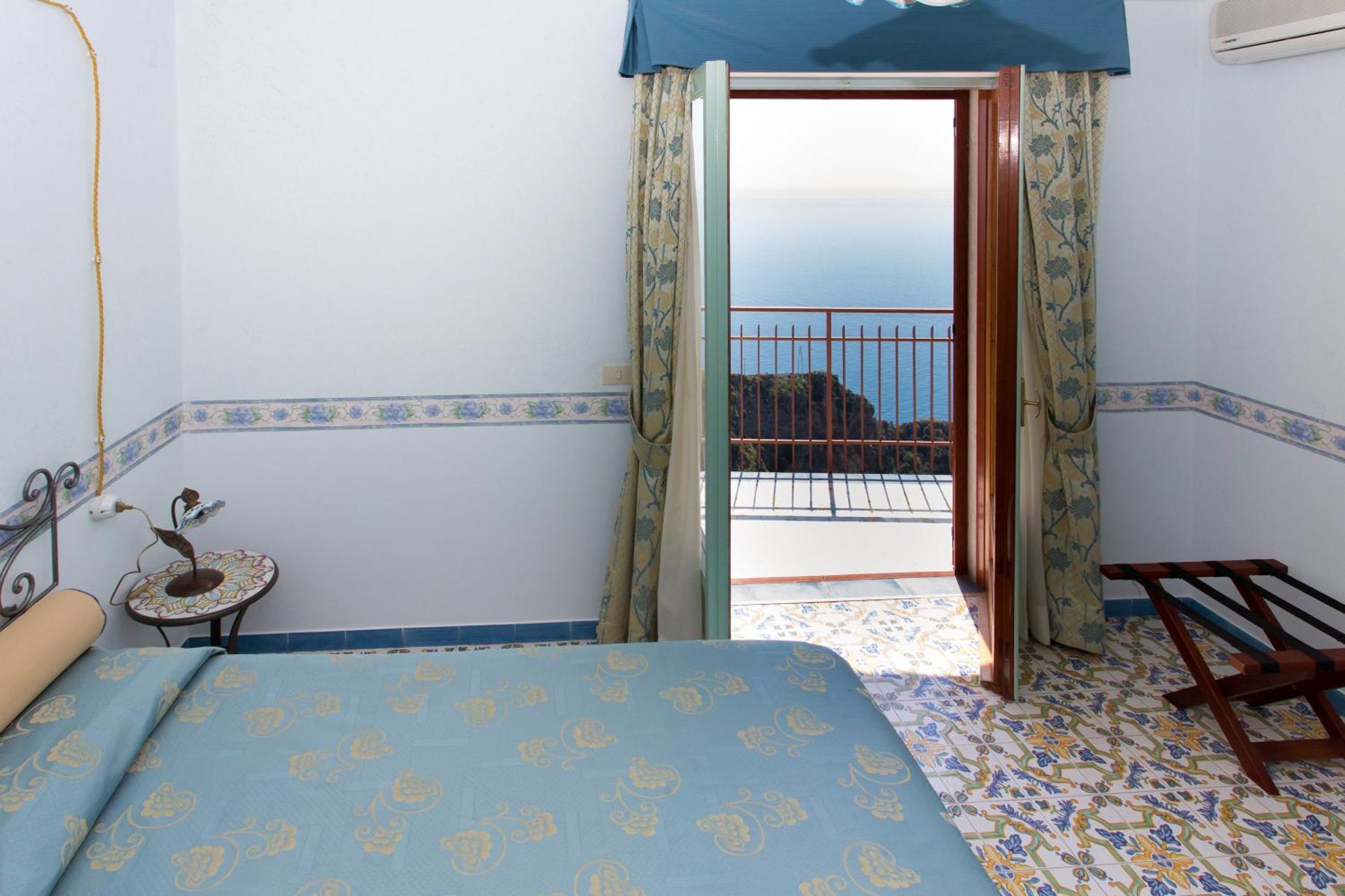 Holidays Fico D'india Hotel