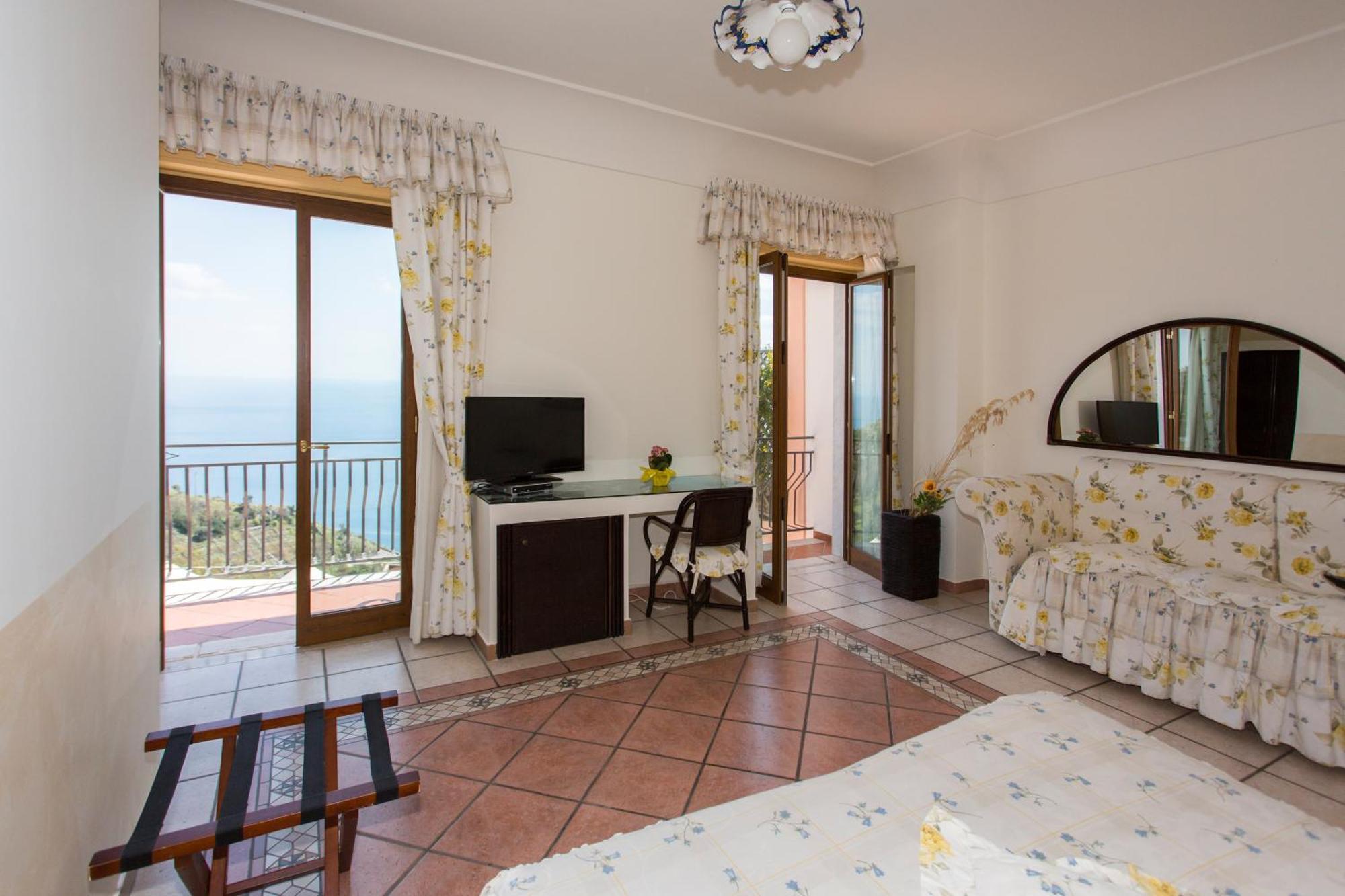 Holidays Fico D'india Hotel Furore
