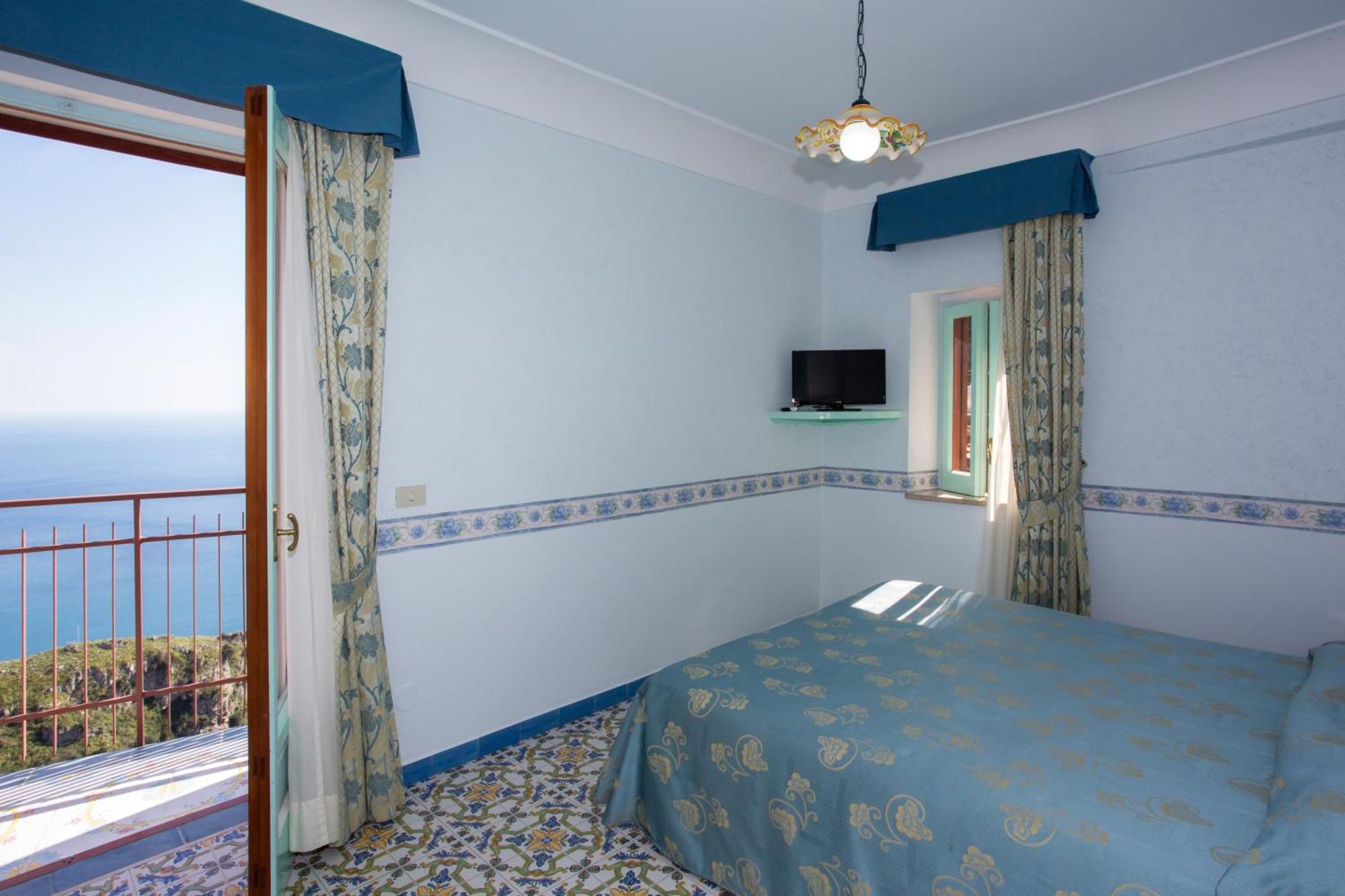 Holidays Fico D'india Furore